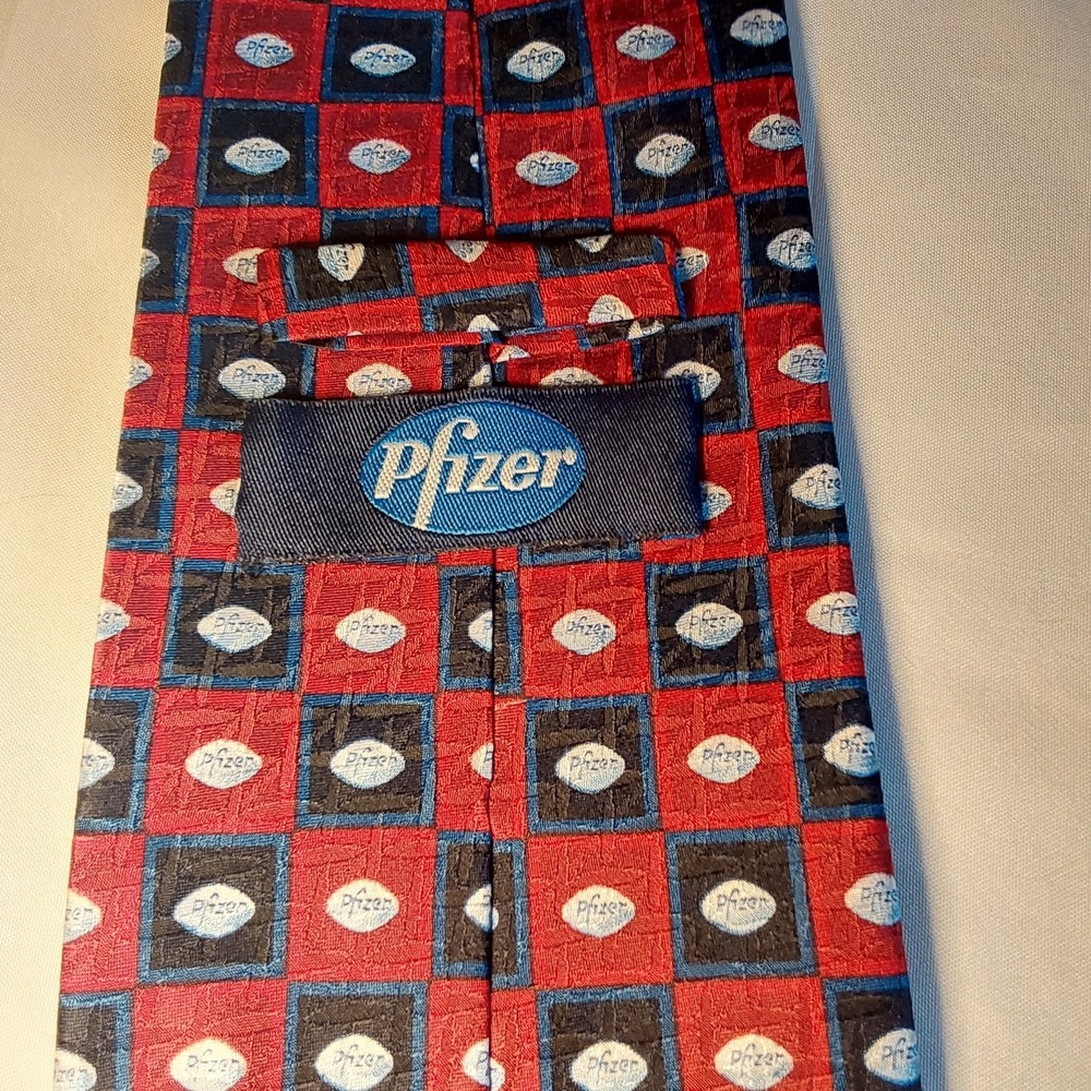 Men's Pfizer Checkered Red‎ and Blue All Silk Blue Pill Tie